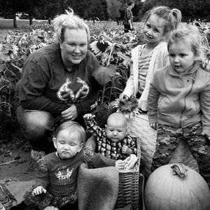 Meet your Posher, Courtney